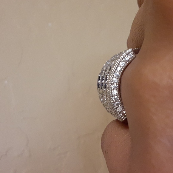 925, 2.48ctw Genuine Blue Sapphire & White Topaz Ring. FIRM. - Picture 4 of 17